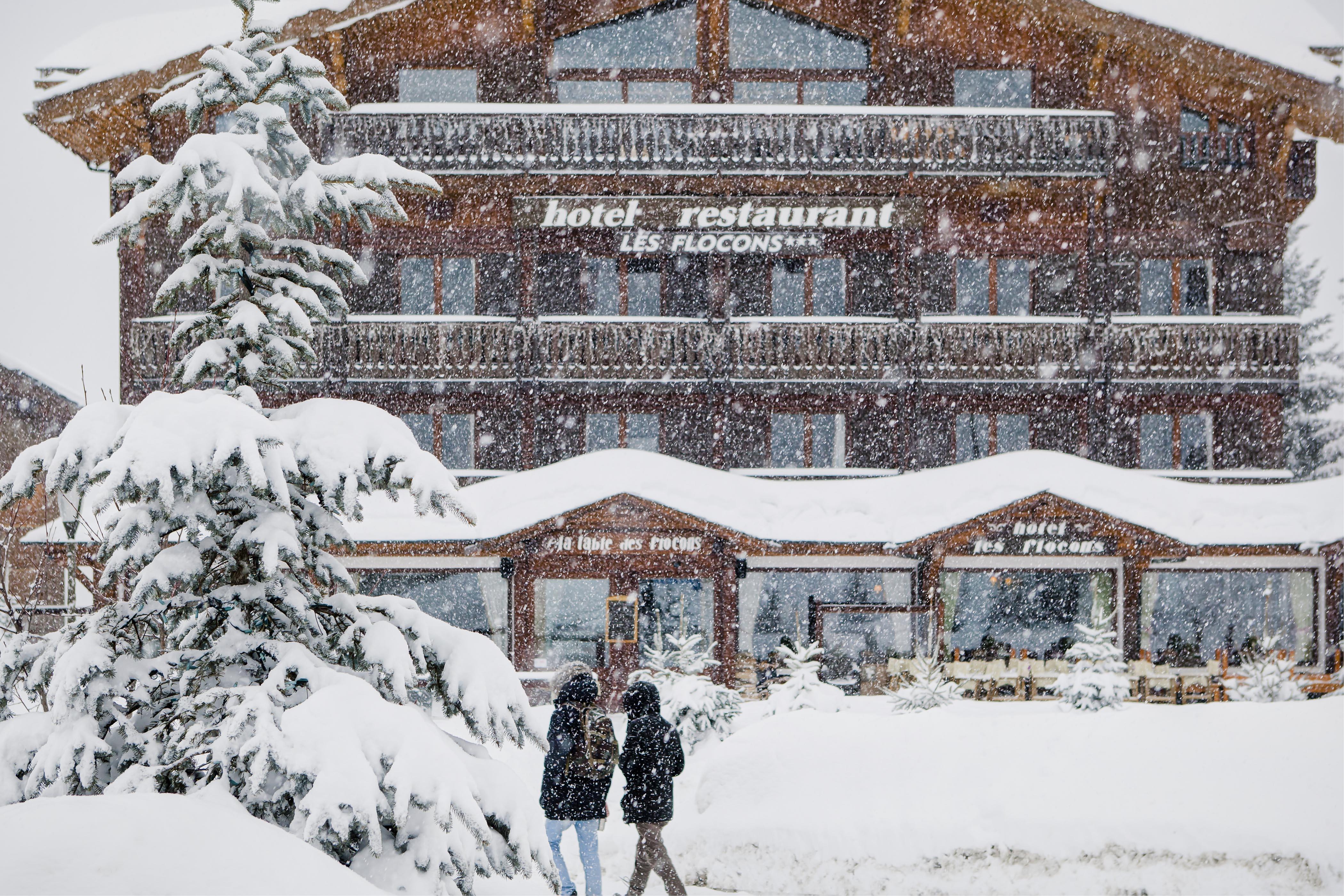 קורשבל Hotel Les Flocons מראה חיצוני תמונה