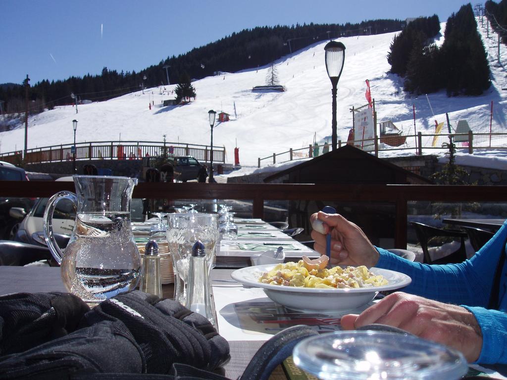 קורשבל Hotel Les Flocons מראה חיצוני תמונה